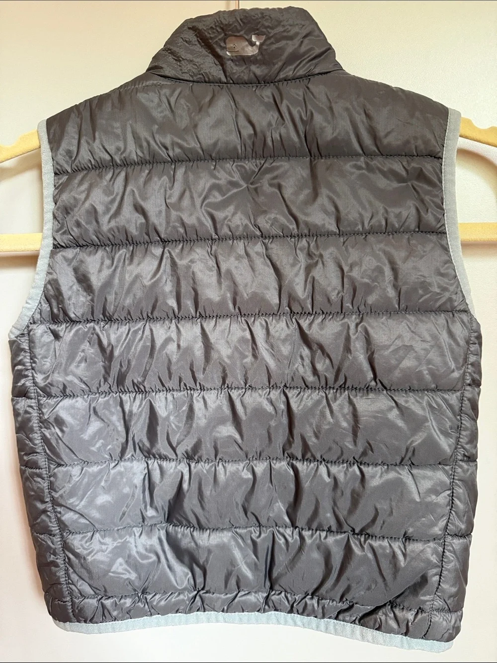 Vineyard Vines Men's Charcoal Quilted Puffer Vest